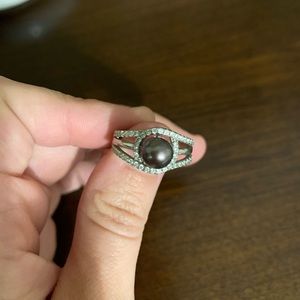 Size 7 Charcoal Pearl Ring
